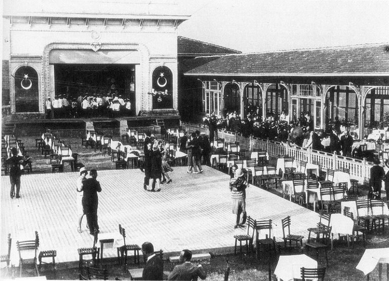 Altıncı Daire-i Belediye Başkanları ve Hizmetleri Kronolojisi Sergisi